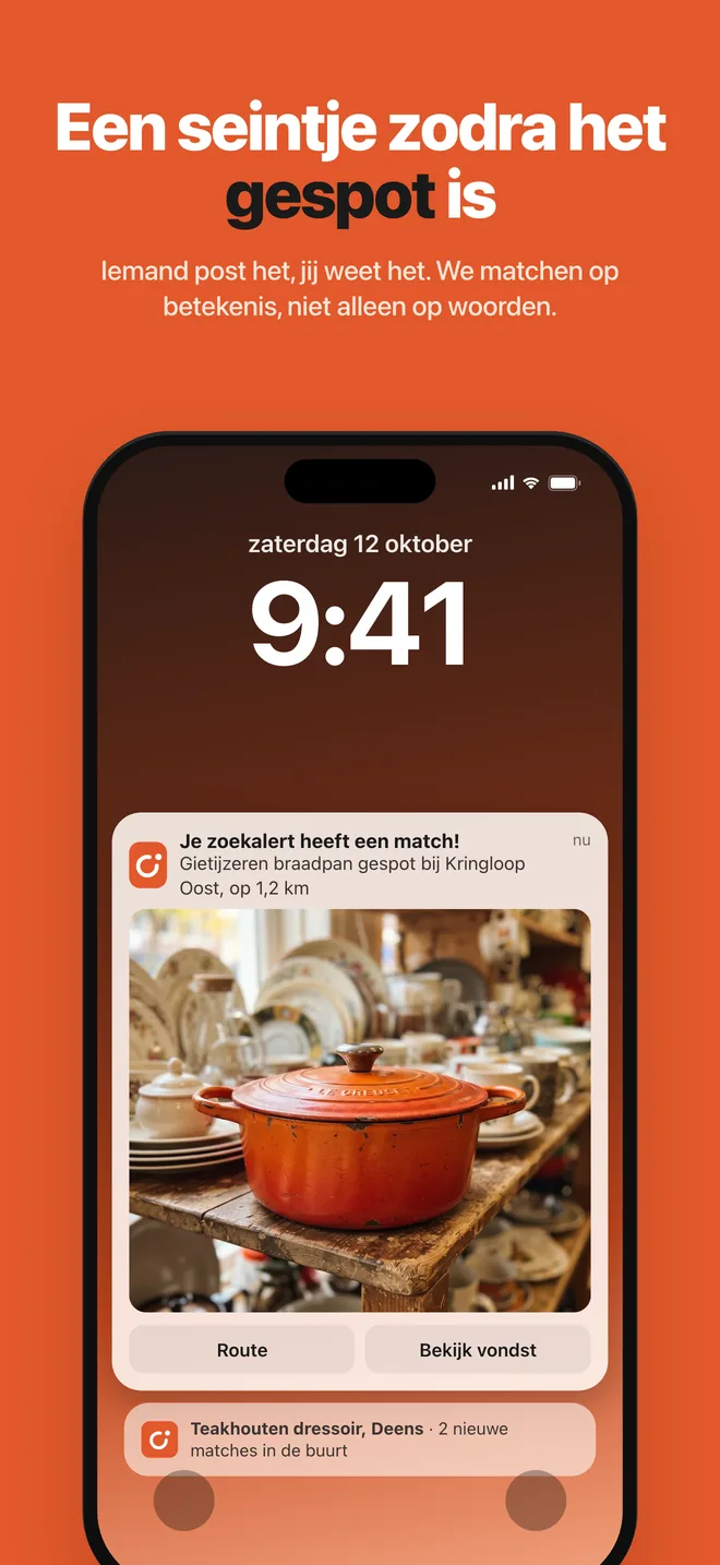 Melding van Kringspot op een telefoon: je alert is gematcht, een gietijzeren pan gespot bij een kringloopwinkel op 1,2 km.